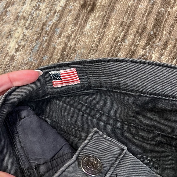 True religion Jean shorts - Picture 6 of 7